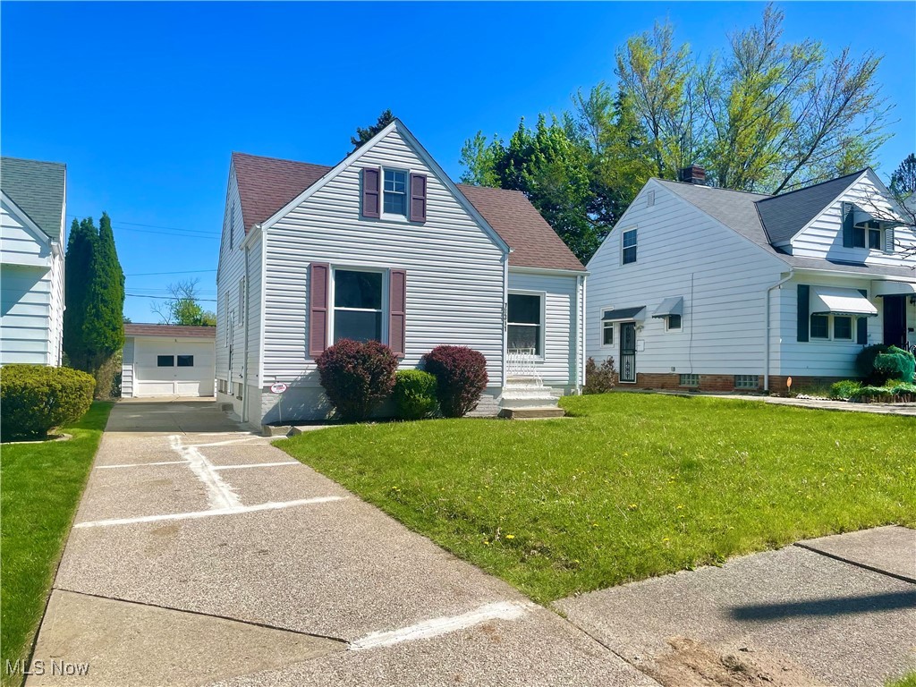 18311 Highland Drive, Maple Heights, Ohio image 2