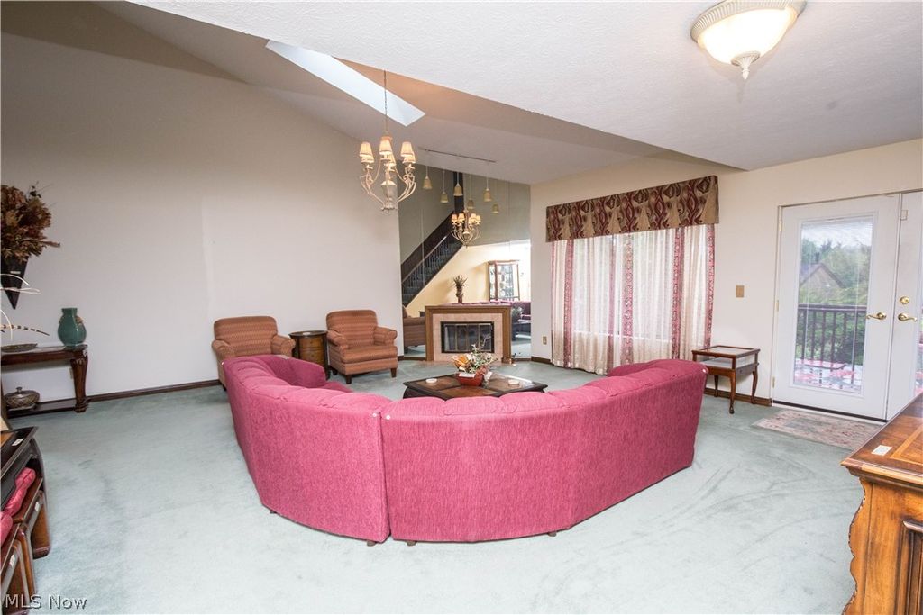 Photo of 113 Olson SPUR, Stow, OH 44262 (MLS # 5204503)