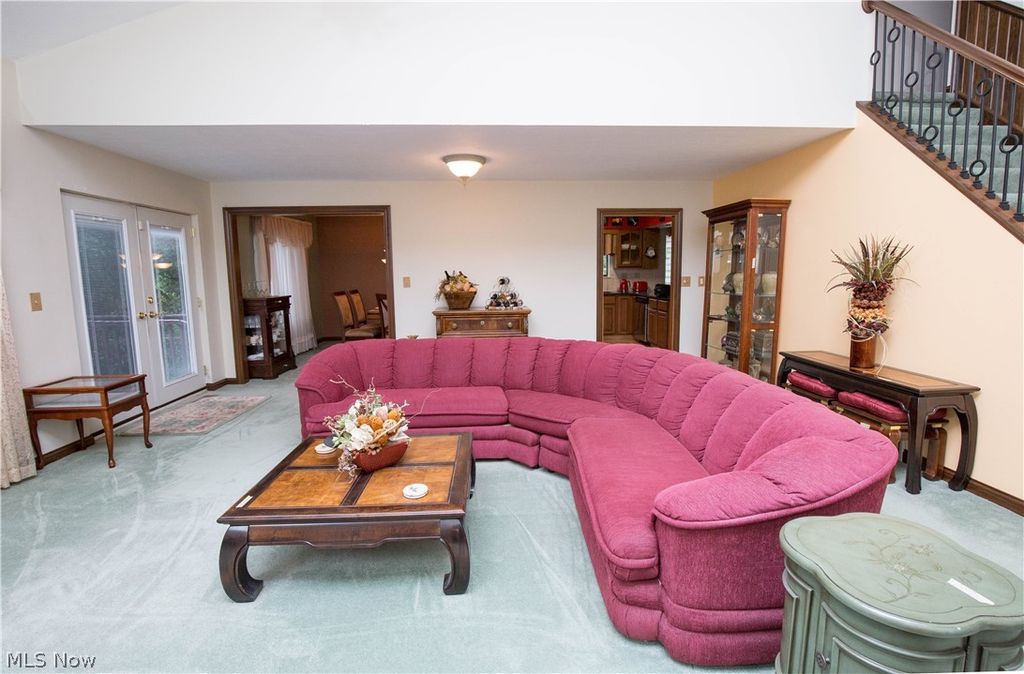 Photo of 113 Olson SPUR, Stow, OH 44262 (MLS # 5204503)