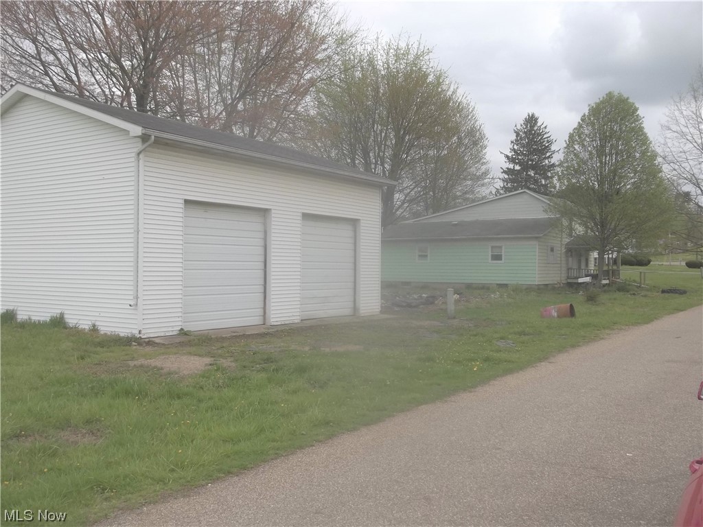 Town/Wolf - Residential