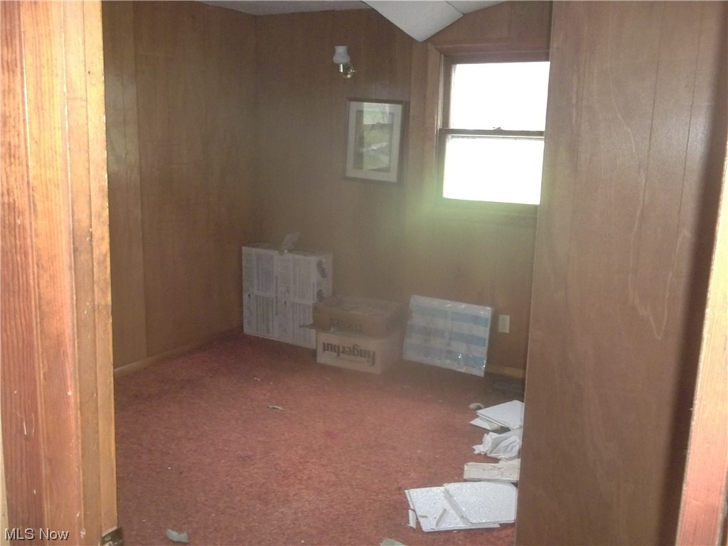 Town/Wolf - Residential