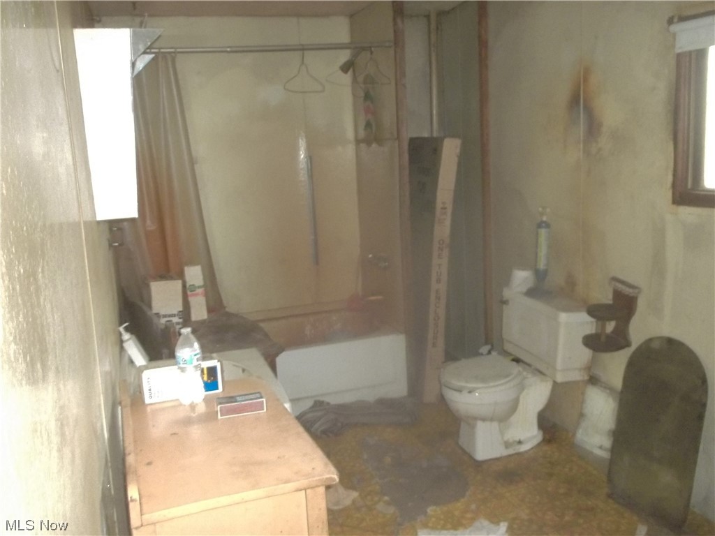 Town/Wolf - Residential