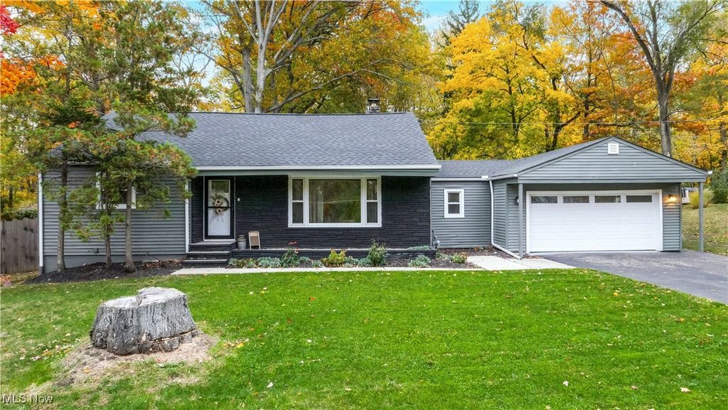 Photo of 6479 Coleridge Road, Concord, OH 44077 (MLS # 5174384)