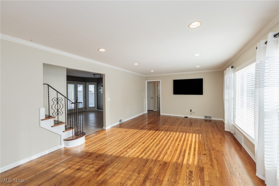 Ranch Realty Companys - Residential