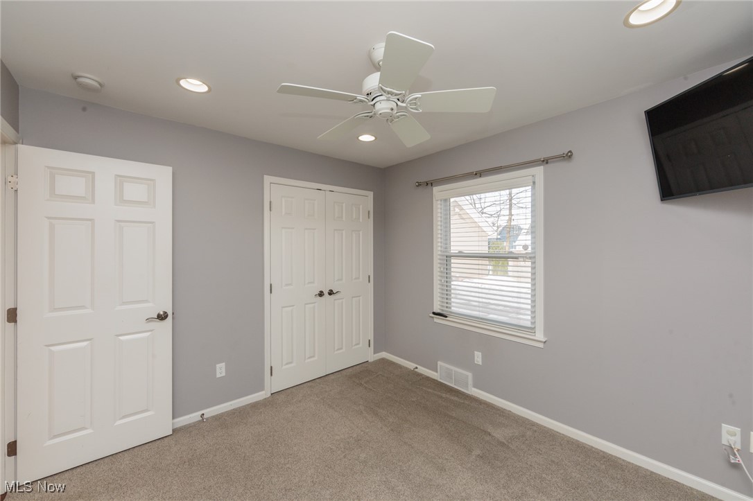 Ranch Realty Companys - Residential