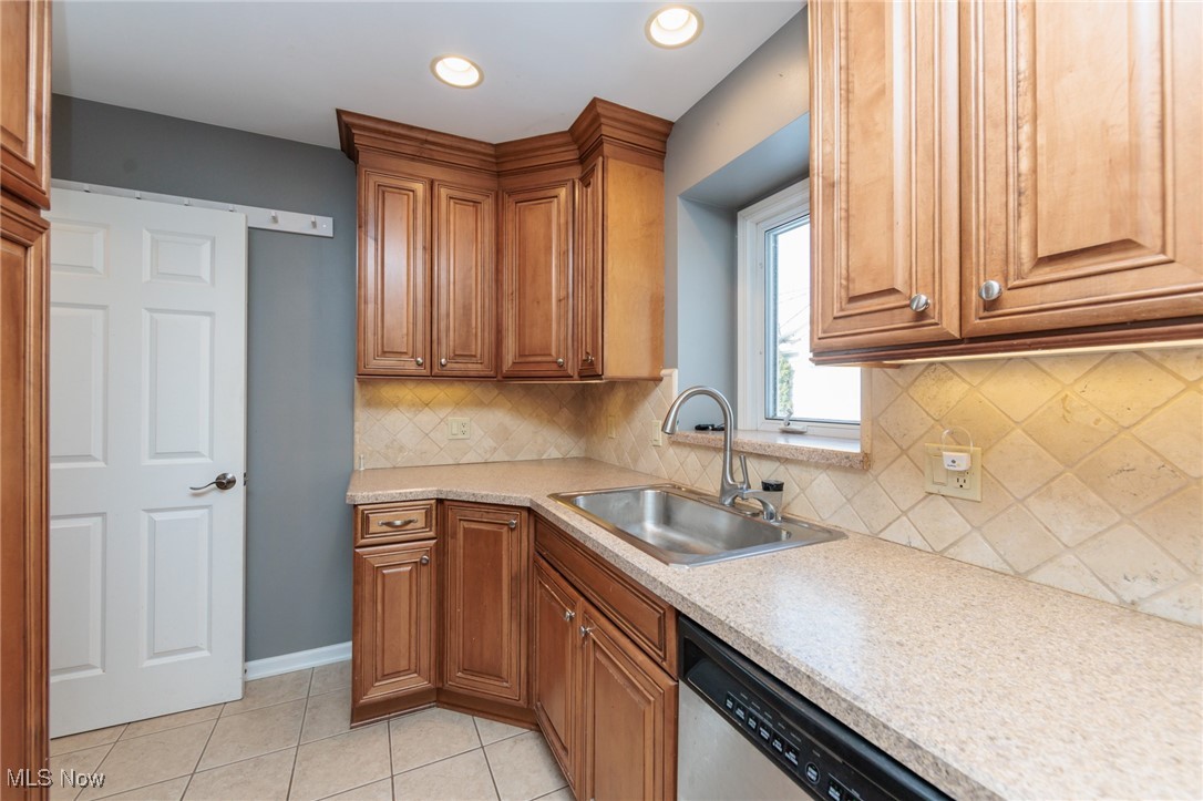 Ranch Realty Companys - Residential