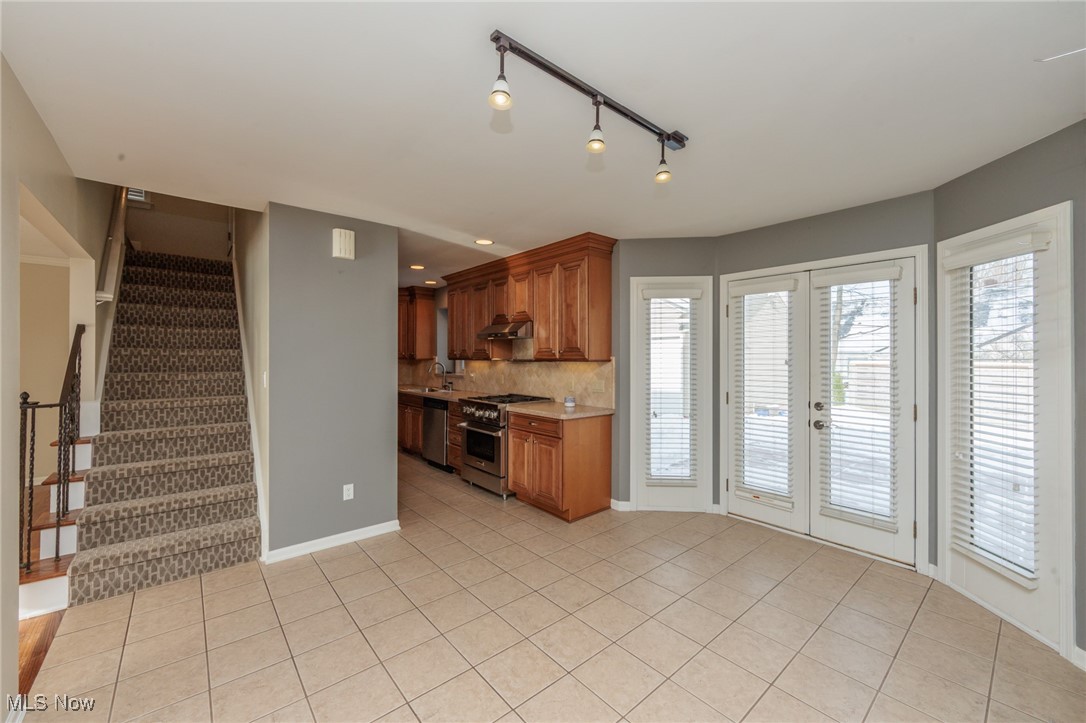 Ranch Realty Companys - Residential