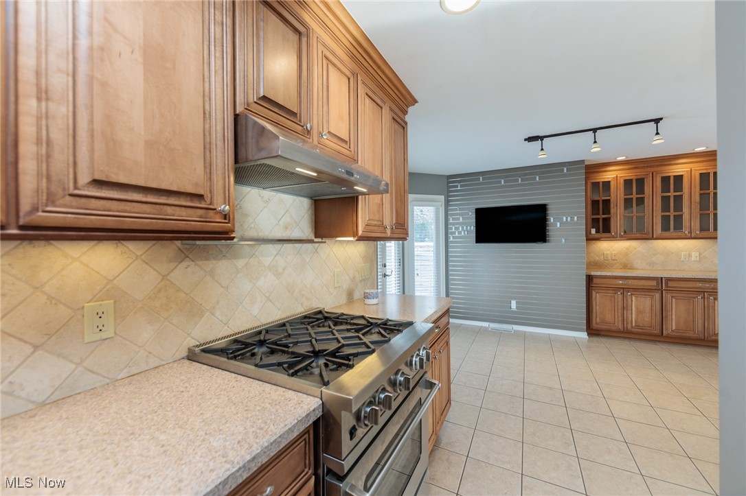 Ranch Realty Companys - Residential