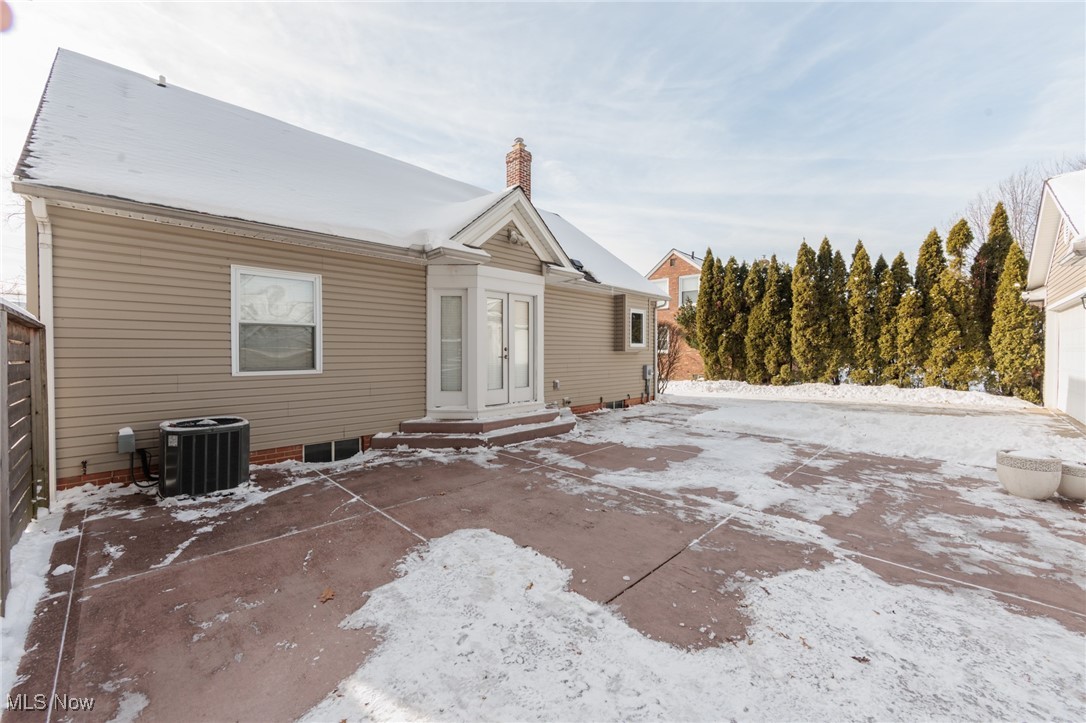 Ranch Realty Companys - Residential