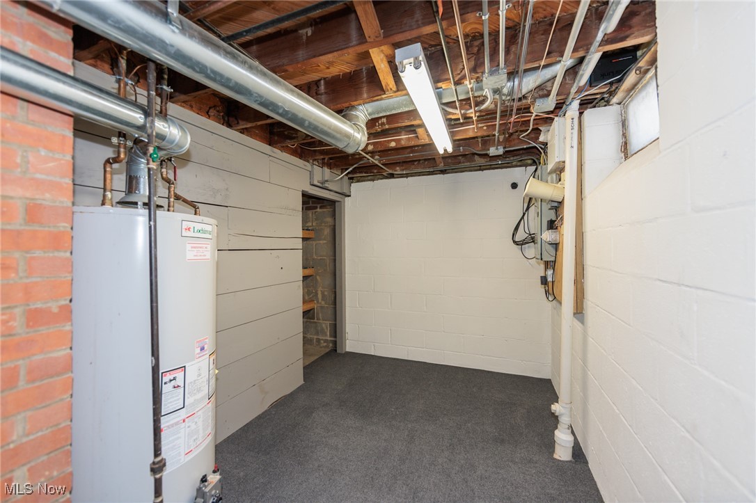 Ranch Realty Companys - Residential