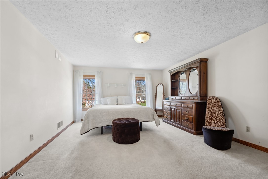9361 Pheasant Valley Avenue, North Canton, Ohio image 24