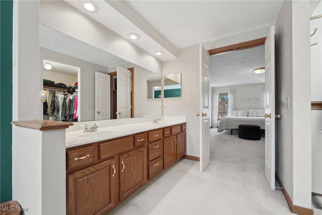 9361 Pheasant Valley Avenue, North Canton, Ohio image 22
