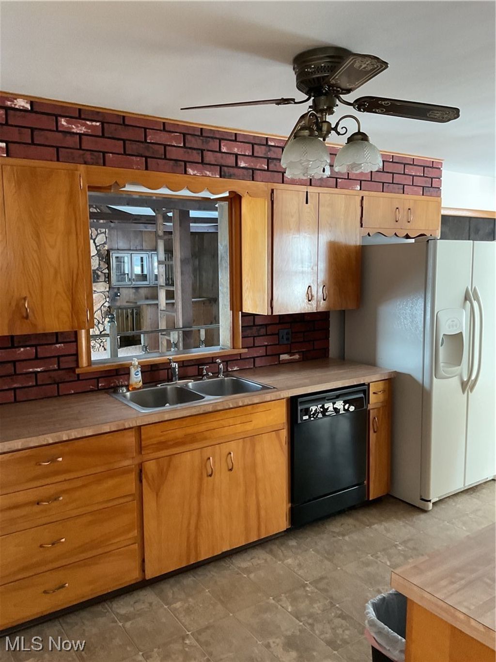 Photo of 104 Wayne Avenue, Creston, OH 44217 (MLS # 5184751)