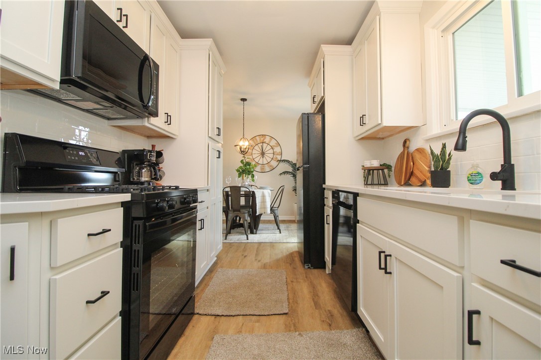 1674 Yolanda Drive, Austintown, Ohio image 11