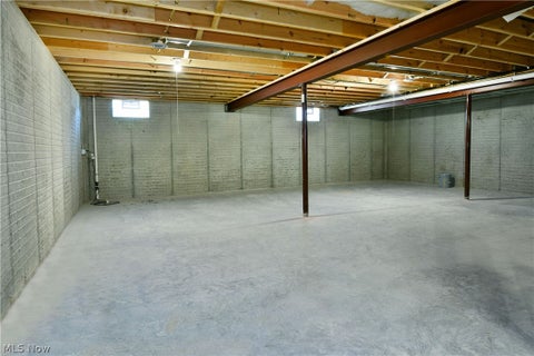 Tiny photo for 2867 Pebble Creek Court, Cortland, OH 44410 (MLS # 5255357)
