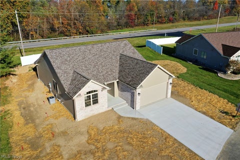 Tiny photo for 2867 Pebble Creek Court, Cortland, OH 44410 (MLS # 5255357)