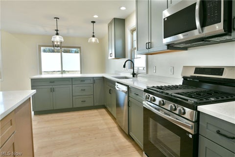 Tiny photo for 2867 Pebble Creek Court, Cortland, OH 44410 (MLS # 5255357)