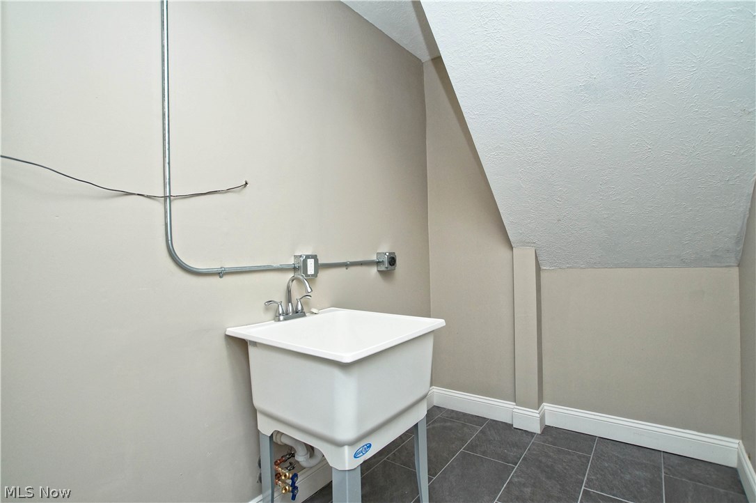 Stevens Blvd Estates - Residential