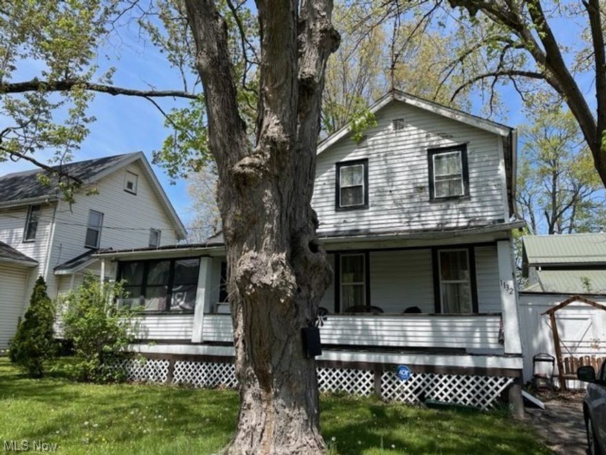 3-bedroom conventional style home with welcoming front porch. Home is priced for a Quick Sale! Great rental or rehab opportunity here!  Sold as is! Call for more details!