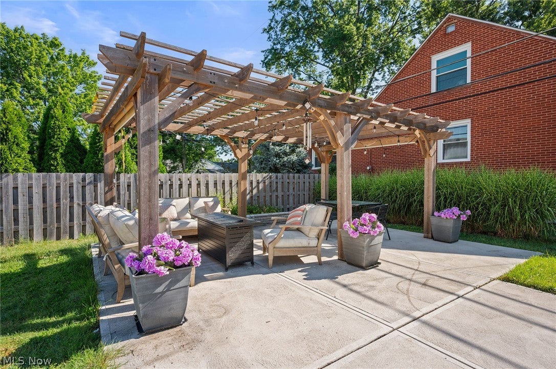 4161 Leona Drive