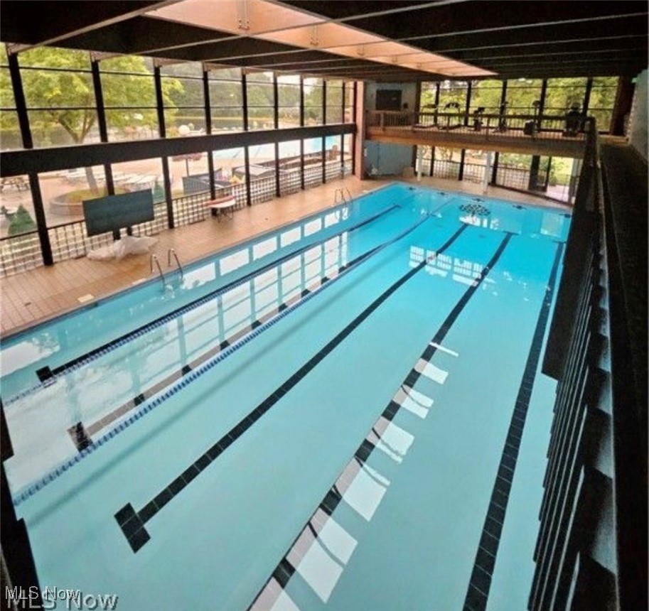 Oak Knolls Condo - Residential