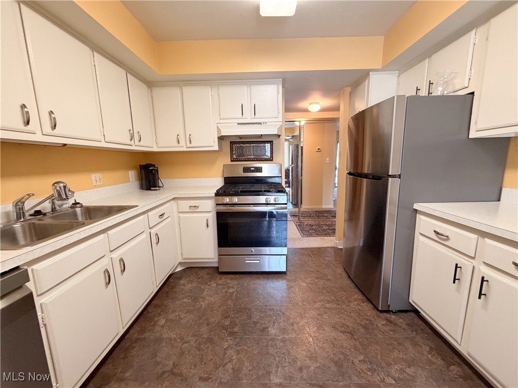 Oak Knolls Condo - Residential