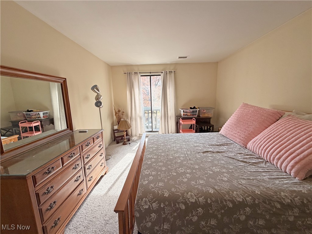 Oak Knolls Condo - Residential