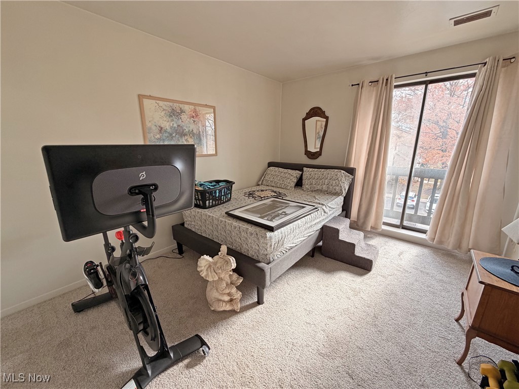 Oak Knolls Condo - Residential