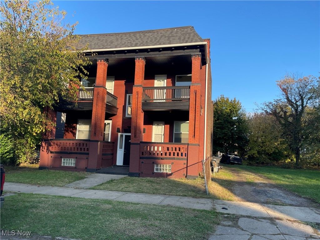 Photo of 2237 E 73rd Street, Cleveland, OH 44103 (MLS # 5166445)