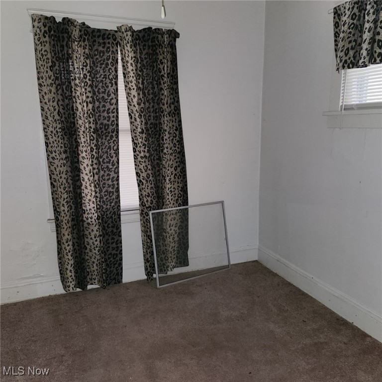 Walworths W F - Residential Income