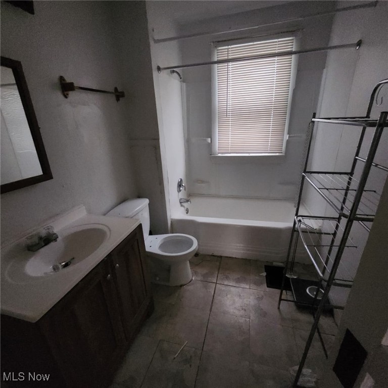 Walworths W F - Residential Income