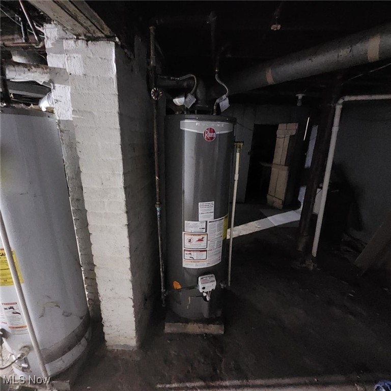 Walworths W F - Residential Income