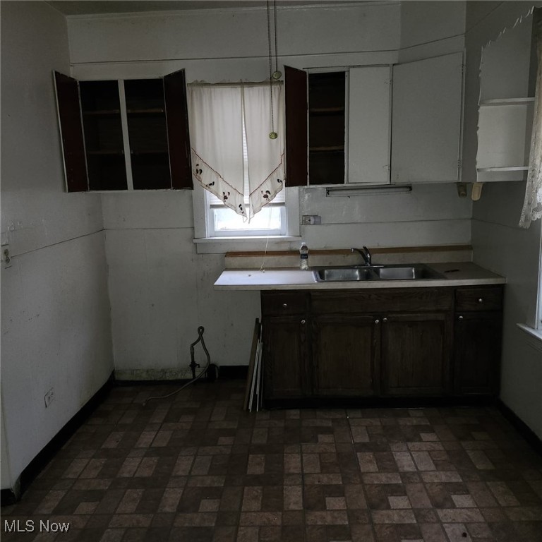 Walworths W F - Residential Income