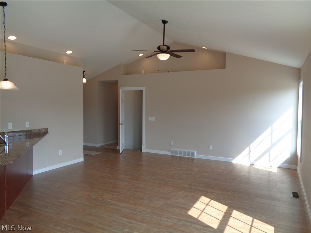 Willow Lake - Residential