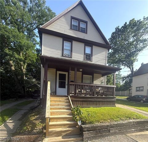 Homes For Sale - 477 Bishop Street<br/> Akron, OH 44307