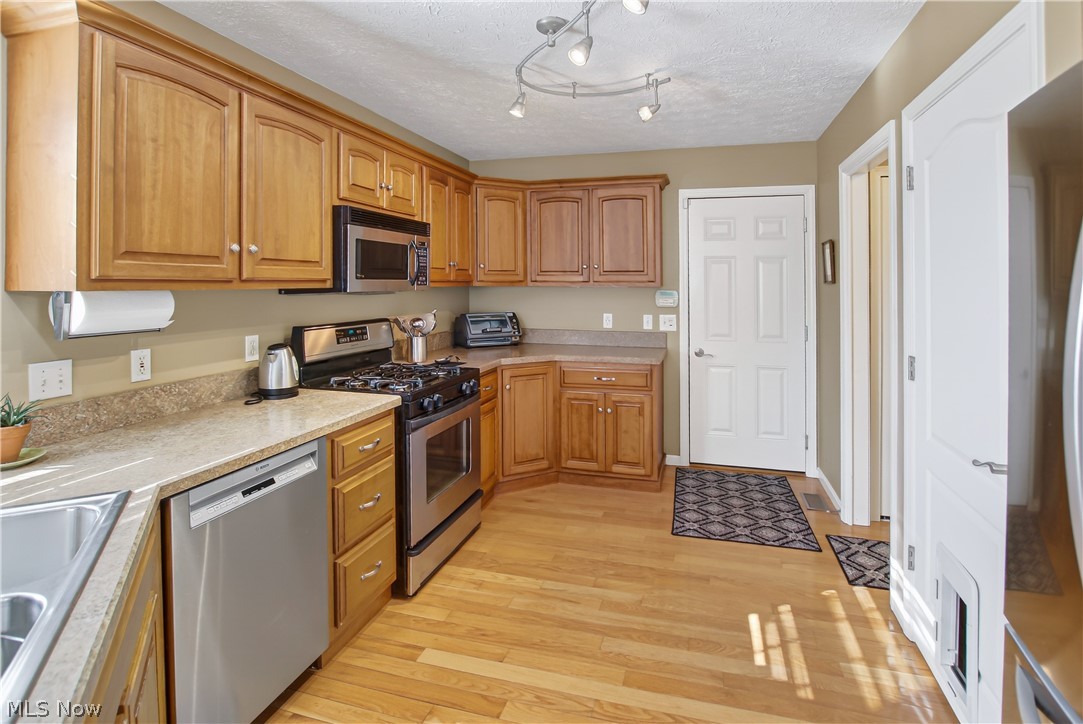 Village/Waterside Xings North - Residential