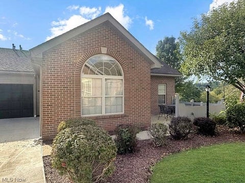 A Hanna HomeFinder account is required to view this listing.