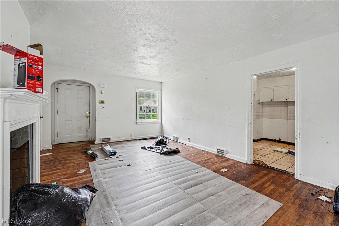 West Portage Path - Residential