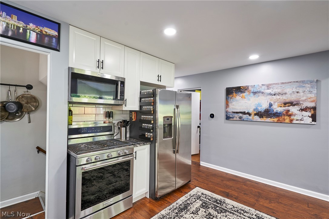Montrose Acres - Residential
