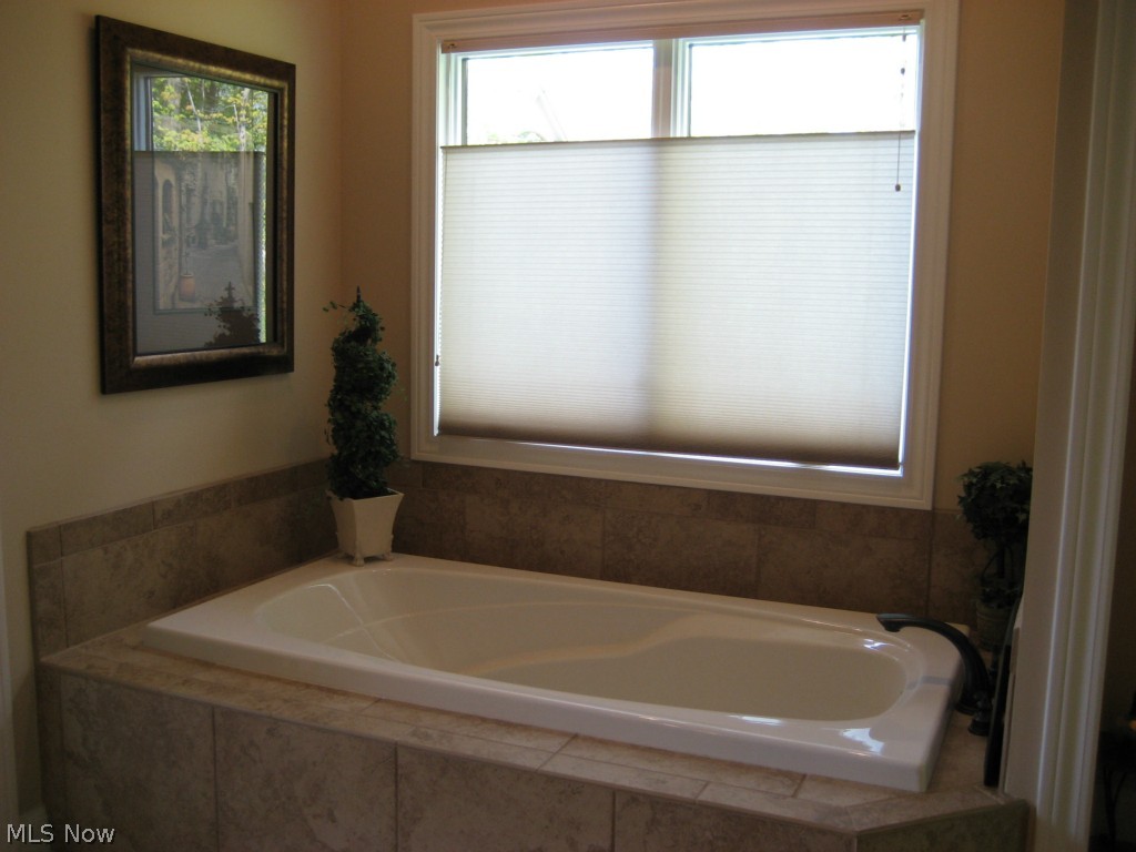 Stone Rdg - Residential