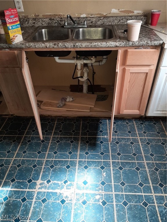 F J Bowmans - Residential