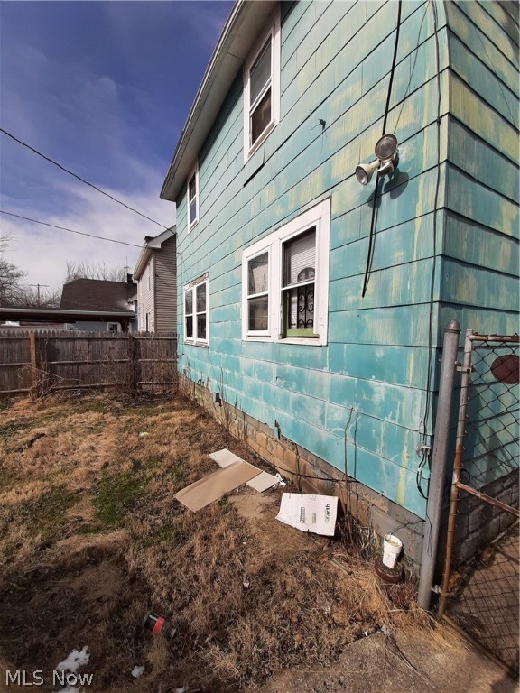 F J Bowmans - Residential