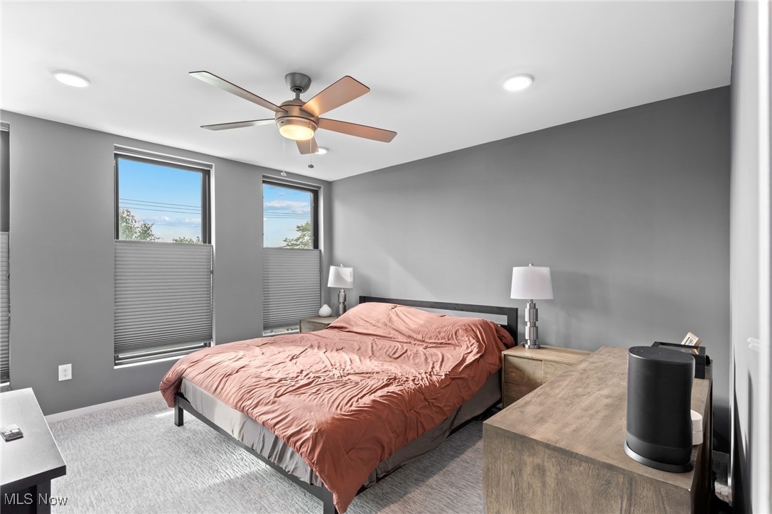 Cleveland, Ohio 44113, United States, 2 Bedrooms Bedrooms, ,3 BathroomsBathrooms,Residential,Active,154981