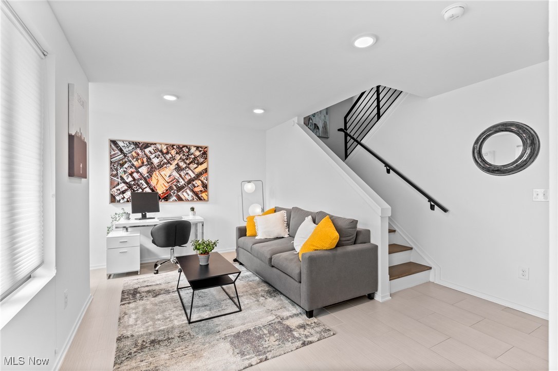 2317 Scranton Road