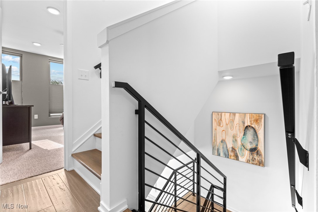 Cleveland, Ohio 44113, United States, 2 Bedrooms Bedrooms, ,3 BathroomsBathrooms,Residential,Active,154981