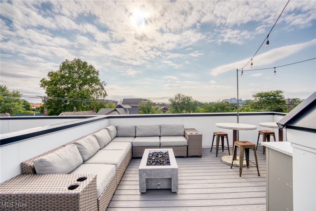 2317 Scranton Road