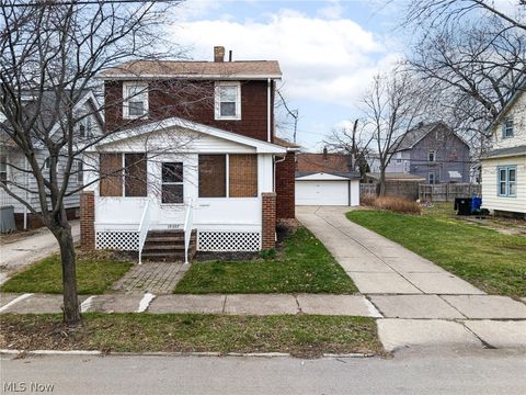 Homes For Sale - 19307 Kildeer Avenue<br/> Cleveland, OH 44119