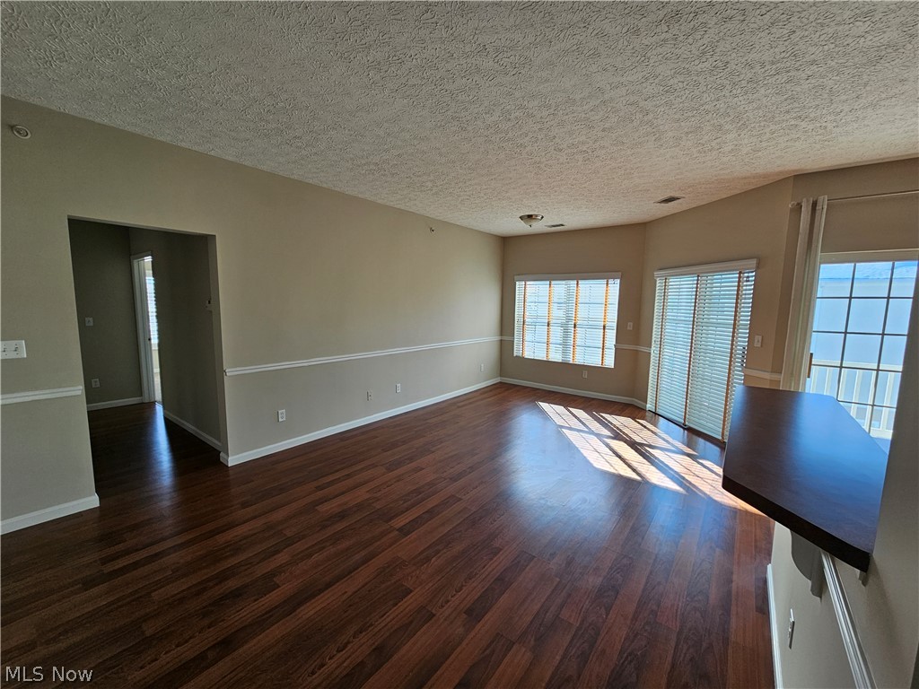 Aquamarine Condominiums - Residential