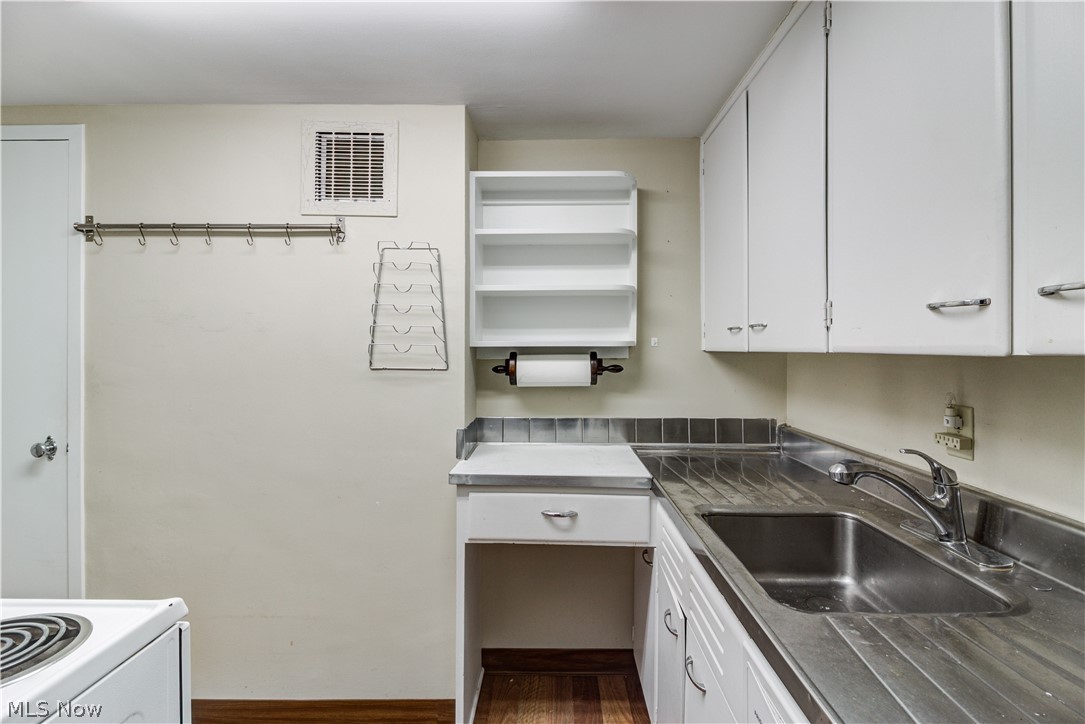 Shaker Club Condos - Residential