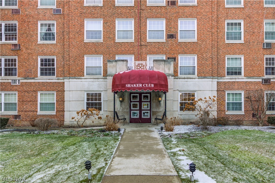 Shaker Club Condos - Residential